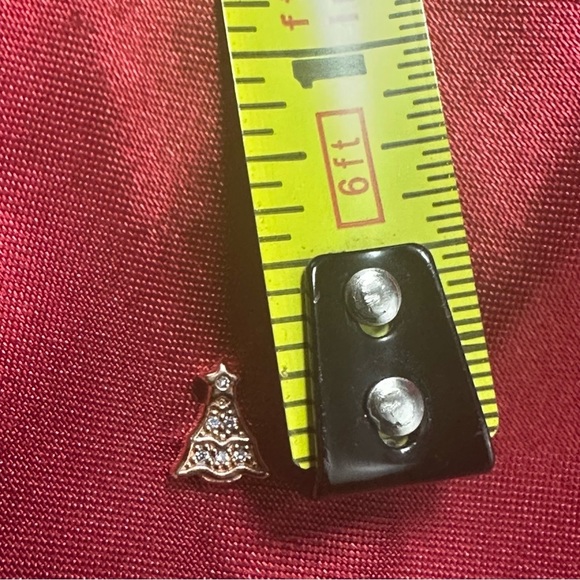 Pandora Rose Twinkling Christmas Tree Petite Charm - Picture 4 of 7